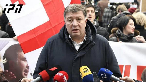 "მხარს ვუჭერთ იმ პროცესს, რომელიც პრეზიდენტმა წამოიწყო... ცდილობენ ზურგი შეაქციონ სალომე ზურაბიშვილს და "მიჯირყვნონ” ეს პროცესი, რის უფლებასაც არ მივცემთ" - გიგი უგულავა