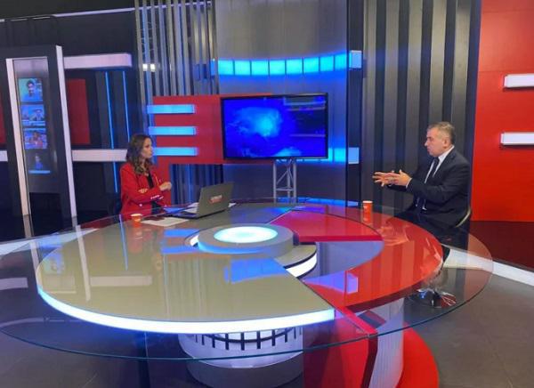 "შეწყალების საკითხთან დაკავშირებით პრეზიდენტი სიტუაციას საკმაოდ ადეკვატურად აფასებს და პრინციპში არაფერი  გამოურიცხავს" - დავით ბაქრაძე