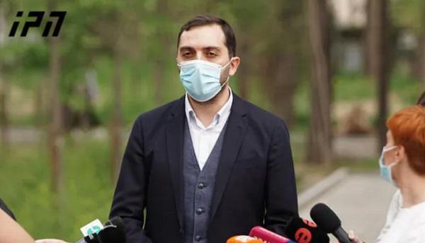 "ადამიანების ფსიქიკაში, თითქოს პანდემია დამთავრდა, მაგრამ კოვიდს ამის გეგმები არ აქვს -  "მეშვიდე ტალღის“ დასაწყისის მომსწრენი ვართ" - ბიძინა კულუმბეგოვი