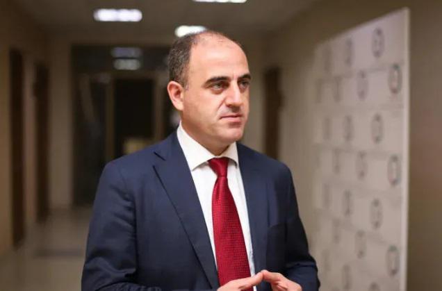 "ლეიბორისტებს" ველოდებით ოფისში... მინდა დავასწრო და ვუთხრა - არ შეწუხდნენ, ტრანსპორტის ფულს ნუ დახარჯავენ - გაზის ფასი არ გაზრდილა" - ნარმანია