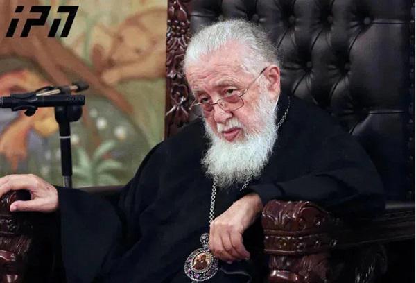 “ბატონმა ელდარმა რთული შინაგანი ცხოვრება განვლო, რასაც ქალიშვილთან განშორების უმძიმესი განსაცდელიც დაემატა - ამ დიდმა ტკივილმა და სიცოცხლის აზრის ძიებამ იგი ღმერთამდე მიიყვანა“ - პატრიარქი