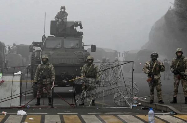 ყაზახეთში რუსი სამხედროების გადაყვანა გრძელდება