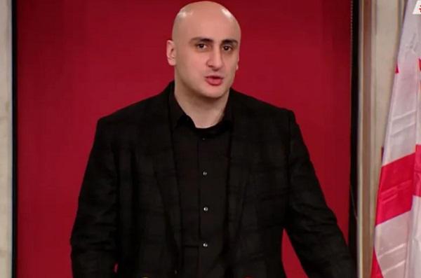 რა სტრუქტურული ცვლილებებია "ნაციონალურ მოძრაობაში“ ?