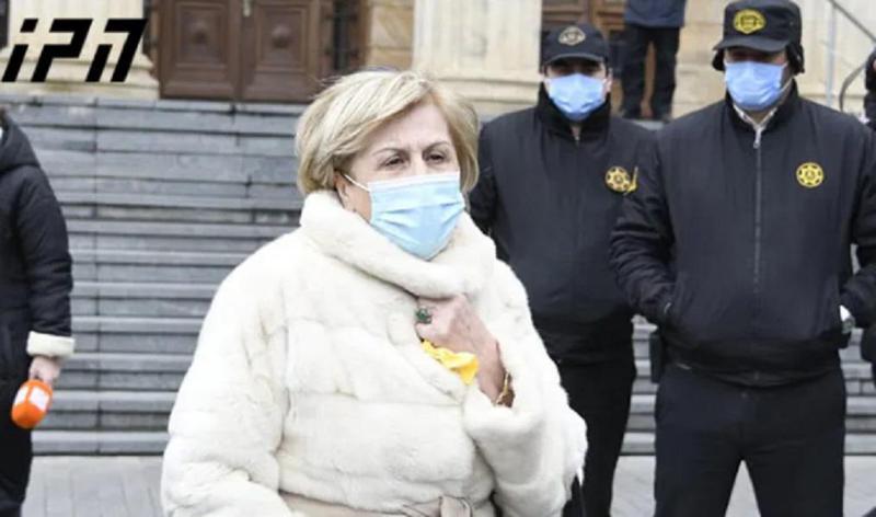 "სასამართლო პროცესებზე ჩემი შვილის სანახავად დავდივარ, დანარჩენი არავითარი ილუზია არ მაქვს" - გიული ალასანია