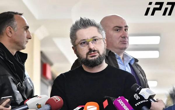 "შეიძლება წამების კვალიფიკაციაზეც ვისაუბროთ" - რას ამბობს ნიკა გვარამია სააკაშვილის რუსთავიდან გლდანის დაწესებულებაში გადაყვანის კადრებზე