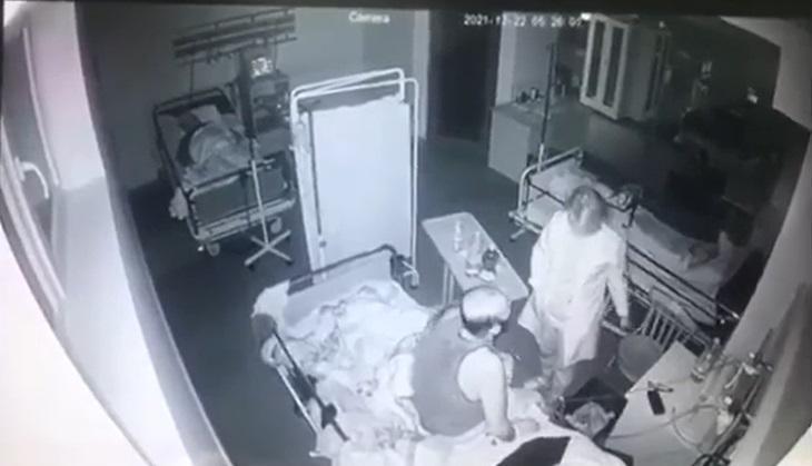 როგორ გრძნობს თავს პაციენტის მიერ დაჭრილი ექთანი? -  უმძიმესი ფაქტი ერთ-ერთ კოვიდკლინიკაში