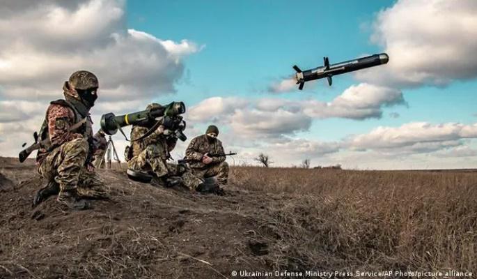 "გერმანიამ ესტონეთიდან უკრაინაში იარაღის გაგზავნა დაბლოკა" - რას წერს The Wall Street Journal?