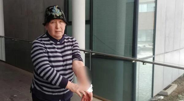 ქუთაისში, პროკურატურასთან შუა ხნის ქალმა ბასრი საგნით თვითდაზიანება მიიყენა