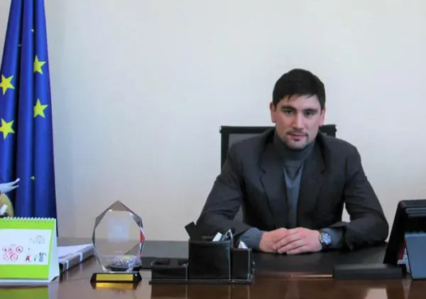 "ვლადიმერ ხინჩეგაშვილს არასდროს უმუშავია "ნიუ-იორკის რეგიონალურ საწრთვნელ ცენტრში“- რა განცხადებას ავრცელებს გორის მერია