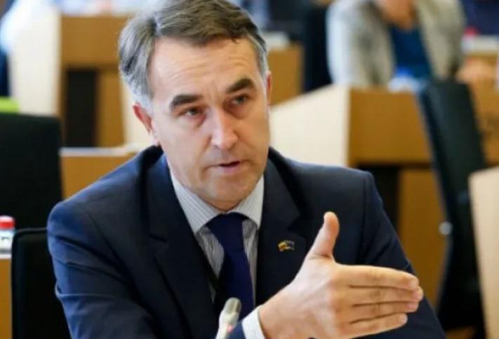 "ის, რაც უკრაინაში ხდება, მოსკოვის გზავნილია საქართველოსთვის: როცა უკრაინას მოვრჩებით, თქვენი ჯერიც დადგება" - პეტრას აუსტრევიჩიუსი