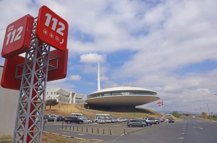 "112 სამ არხად დაიყო" - რა ნომრებზე უნდა დარეკოთ სასწრაფოს გამოძახებისთვის, Covid-19-თან დაკავშირებით და პოლიციასა და სახანძროსთან დასაკავშირებლად?