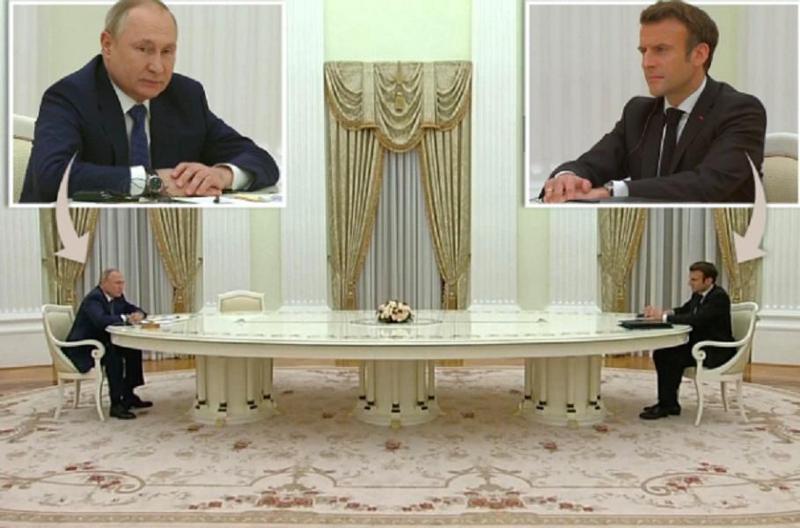 თითქმის 6-მეტრიანი დისტანცია, გრძელი მაგიდა, უჩვეულო მისალმება - პუტინისა მაკრონის კრემლში შეხვედრის დეტალები და საინტერესო მომენტები (ფოტო, ვიდეო)