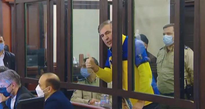 "ივანიშვილო, როცა ანჟეი დუდა ჩამოდიოდა, ღარიბაშვილი კოვიდით დააავადე... ასე როგორ დაგოიმდი" - სააკაშვილმა სასამართლო სხდომიდან ბიძინა ივანიშვილს მიმართა