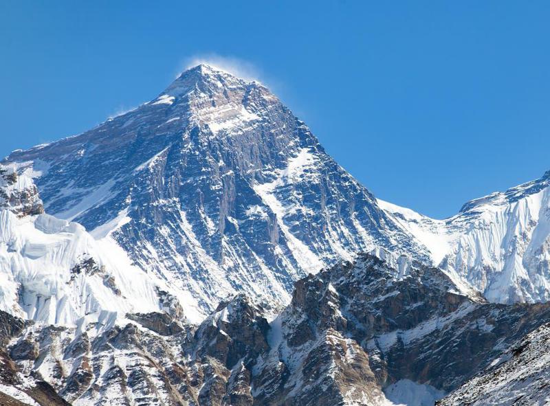 ევერესტმა 2000 წლის განმავლობაში დაგროვებული ყინული 30 წელიწადში დაკარგა - გლობალური დათბობის მძიმე შედეგი და მეცნიერთა პროგნოზი