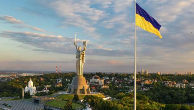 რამდენიმე ქვეყანა საკუთარ მოქალაქეებს უკრაინის დატოვებისკენ მოუწოდებს