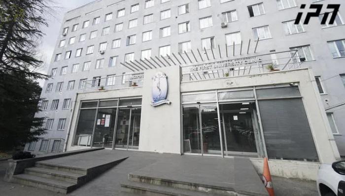 საუნივერსიტეტო კლინიკიდან პაციენტი გადახტა - რას ამბობს საავადმყოფოს კლინიკური დირექტორი