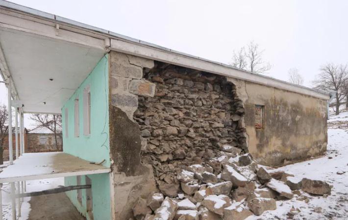 "13 თებერვალს მომხდარი მიწისძვრისას დმანისში 20-მდე შენობა დაზიანდა" - ქვემო ქართლის გუბერნატორი