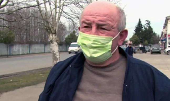 "ჩვილი რომ ვნახეთ, ქალმა დაიკივლა... ვინ ჩააგდო, არ ვიციო და დააბრალა სხვას" - რას ჰყვება ხელოსანი, რომელმაც საკანალიზაციო მილში ჩვილი იპოვა?