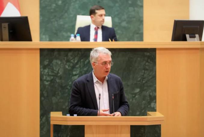 "არ დაგიმალავთ და სოციალურად დაუცველი მოსახლეობის დასაქმების საკითხმა მეც გამიჩინა დაუკმაყოფილებლობის შეგრძნება" - სერგეენკო ფინანსთა მინისტრს