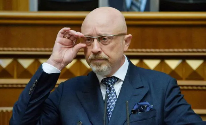"კრემლი უკრაინის დროებით ოკუპირებული ტერიტორიების აღიარების დასაბუთებას იმ სცენარით გეგმავს, რომელიც საქართველოში გამოიყენა" - ალექსეი რეზნიკოვი