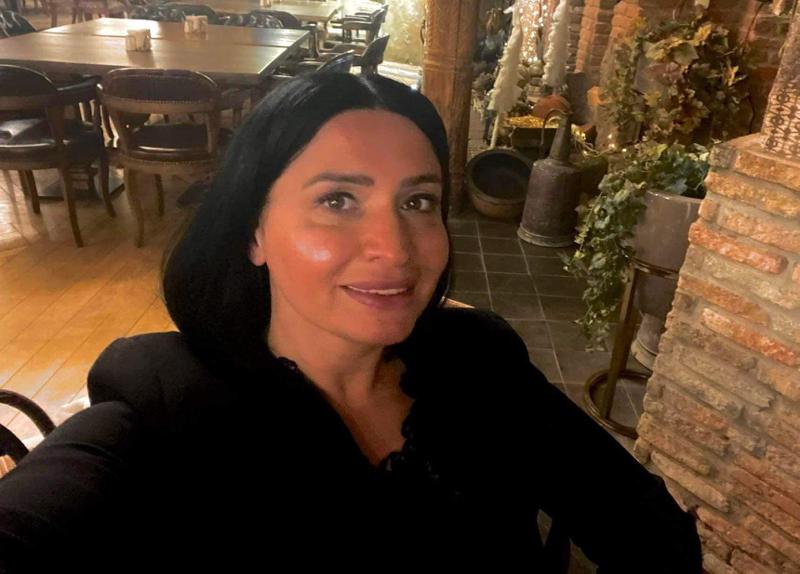 "18 წელი ვიცხოვრეთ ერთად, ორ შვილს ვზრდიდით და ასე მოხდა - დავშორდით და მიზეზი ღალატია" - ელენე ფოჩხუა