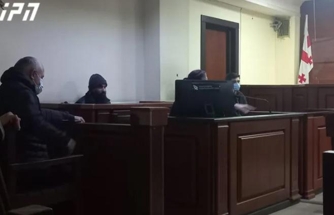 სამონაზვნე პირზე ძალადობაში ბრალდებულ მორჩილს პატიმრობა შეეფარდა