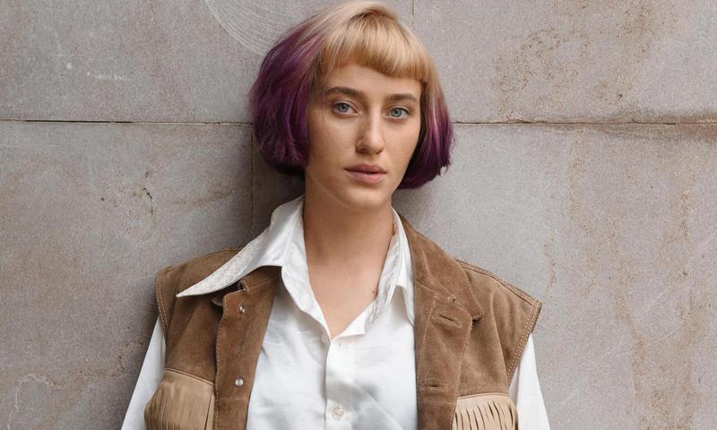 "დღეს ისევ დაიწყო ნადირობა. მის “უდიდებულესობას” მოუნდა უფრო მეტი, კიდევ მეტი და საერთოდ უსასრულობა, რა ვერ გავიგეთ?!" - ნათია თოდუა