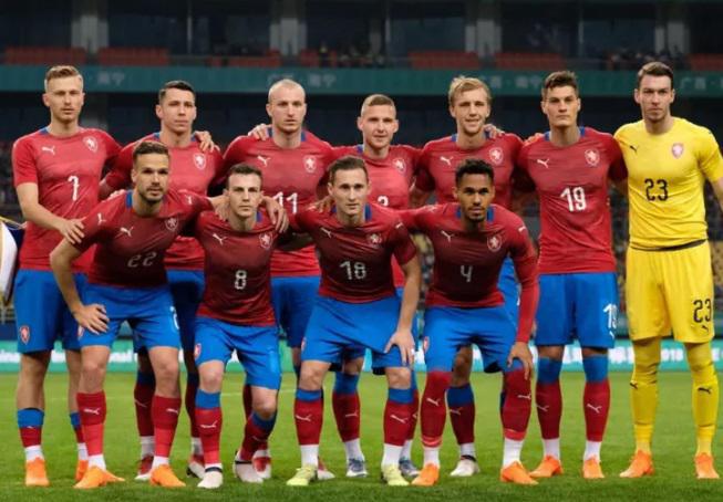 ჩეხეთის საფეხბურთო ნაკრები 2022 წლის მსოფლიო ჩემპიონატის შესარჩევ ეტაპზე რუსეთის ნაკრებთან თამაშზე უარს აცხადებს