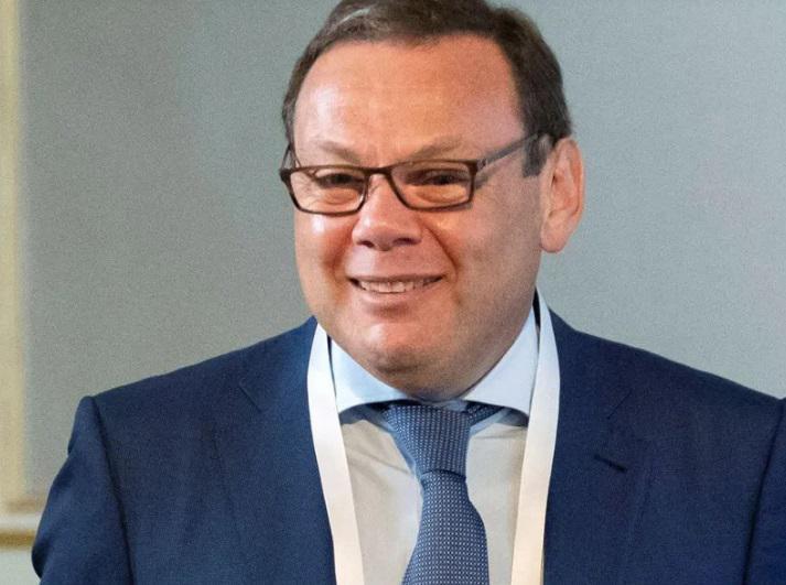 რუსი მილიარდერები, მიხაილ ფრიდმანი და ოლეგ დერიპასკა აცხადებენ, რომ უკრაინასთან ომი უნდა დასრულდეს