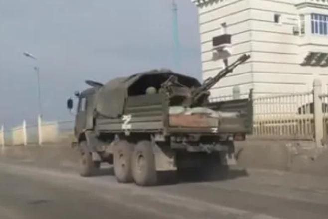 "ქალაქი ახალი კახოვკა რუსმა ძალებმა დაიკავეს" - უკრაინული მედია