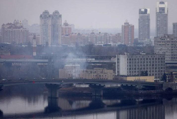 უკრაინაში, მთელი ქვეყნის მასშტაბით, დილიდან საჰაერო თავდასხმის მაუწყებელი სიგნალი ისმის