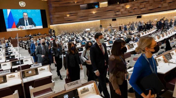 ჟენევაში, გაეროს განიარაღების კონფერენციაზე სერგეი ლავროვის ვიდეომიმართვისას ევროპელმა დიპლომატებმა პროტესტის ნიშნად დარბაზი დატოვეს