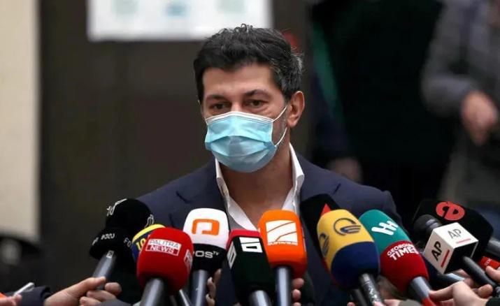 "ასეთი ვიზიტები კატეგორიულად მიუღებელია! რა ნეიტრალიტეტზეა საუბარი მაშინ, როდესაც მეგობარ ქვეყანაში ომია" - კახა კალაძე "პატრიოტთა ალიანსის" მოსკოვში ვიზიტზე