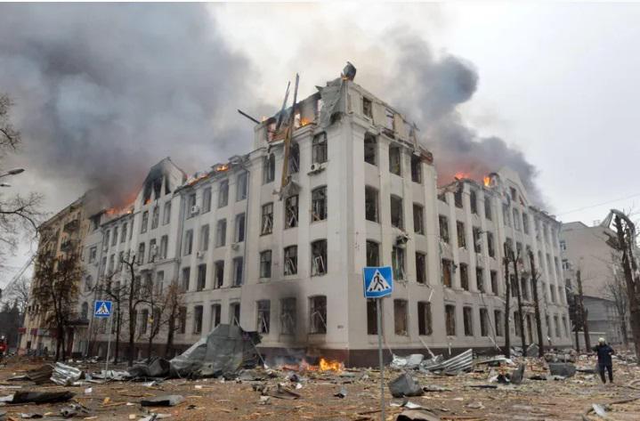 ხარკოვში დაბომბვას 4 ადამიანი ემსხვერპლა