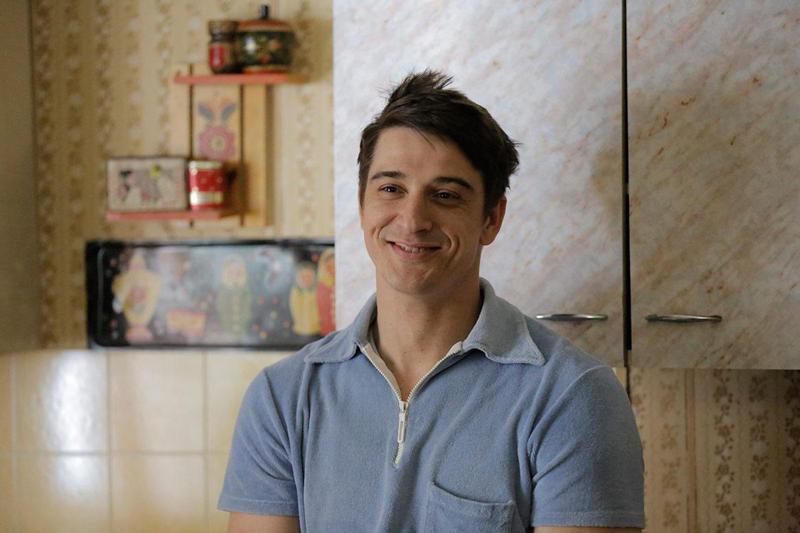 "სტანისლავ, რატომ ჩუმდები? მხარს უჭერ ომს? ახლა კარგად გძინავთ?!" - თანამემამულეების მწვავე კრიტიკა უკრაინელი ბონდარენკოს პოსტზე და მსახიობის ორაზროვანი პოზიცია ომზე