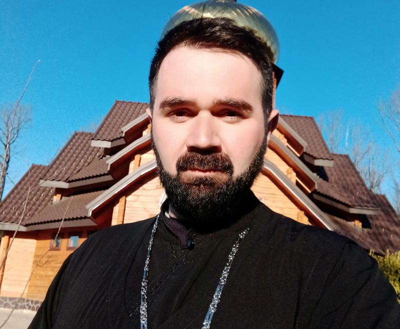 "გავრცელდა პოსტი, რომ ხარკოვში 50 ბავშვია გასაშვილებელი... არ შეხვიდეთ შეცდომაში" - რას წერს უკრაინაში მოღვაწე ქართველი სასულიერო პირი?