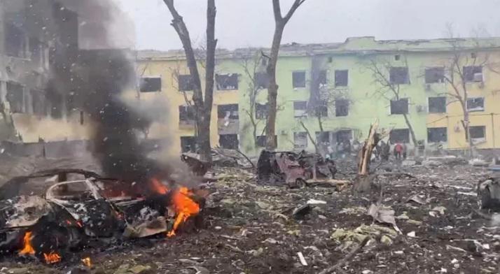 მარიუპოლში ბავშვთა საავადმყოფოსა და სამშობიაროზე ოკუპანტების თავდასხმის შედეგად, 3 ადამიანი გარდაიცვალა, დაშავდა 17 ადამიანი