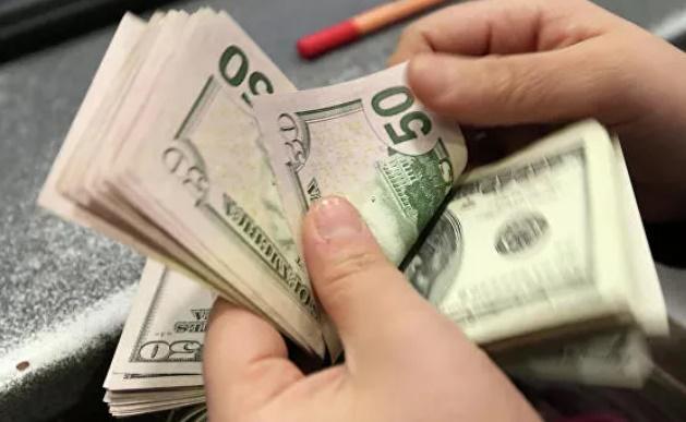 აშშ რუსეთში დოლარის კუპიურების გაყიდვას კრძალავს