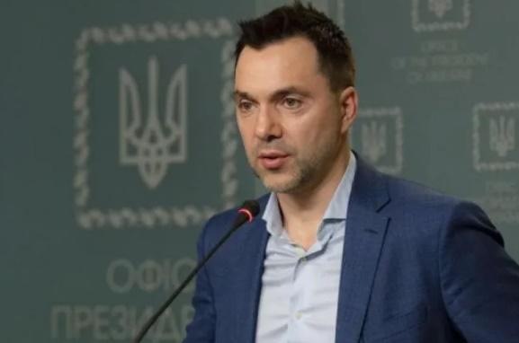 "საქართველო ახლა აბსოლუტურად პრორუსულ კურსს ატარებს" - ალექსეი არესტოვიჩი