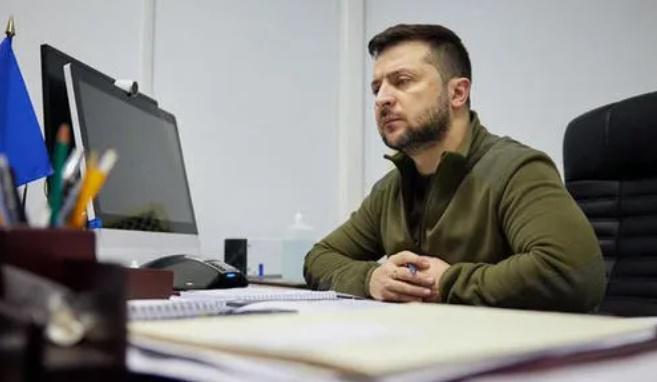 "ქალებს რუსი სამხედროები აუპატიურებენ ოკუპირებულ რაიონებში, დევნილებს პირდაპირ ქუჩებში ხვრეტენ" - ზელენსკის უმძიმესი გამოსვლა საფრანგეთის პარლამენტის წინაშე