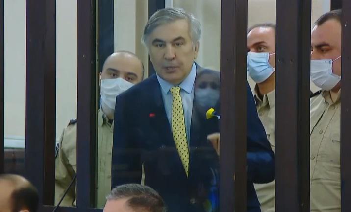 "ახლა მაინც ხომ დაინახეთ რას აგაცილეთ თბილისში 2008 წელს?... სარკოზი მეუბნებოდა, წაგიყვან თუ არადა ხვალ მოგკლავენო. ვუთხარი, რაც უნდათ, მიქნან" - სააკაშვილი