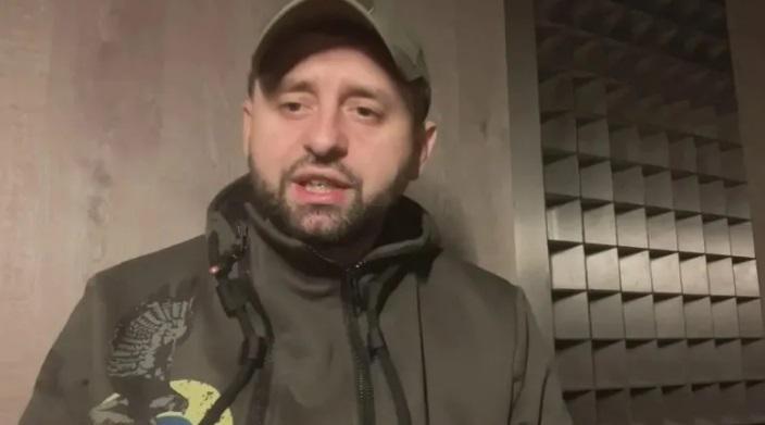 არახამიას აცხადებს, რომ "ოცნებისა" და ბიძინა ივანიშვილის მხილებას აპირებს - "იმედი უნდა გავუცრუო ყველას, ვინც გადაწყვიტა უკრაინელების სიკვდილზე ფული გამოიმუშაოს"