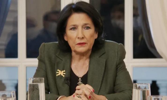 "ძნელია წარმოიდგინო სამყარო, სადაც ბუჩას ხოცვა-ჟლეტა არსებობს. მაგრამ აქ არის. ჩვენ მასში ვცხოვრობთ" - სალომე ზურაბიშვილი