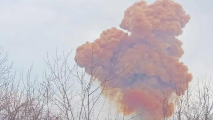 "ლუგანსკში რუსმა სამხედროებმა აზოტის მჟავის რეზერვუარს ცეცხლი გაუხსნეს" - სერგეი გაიდაი