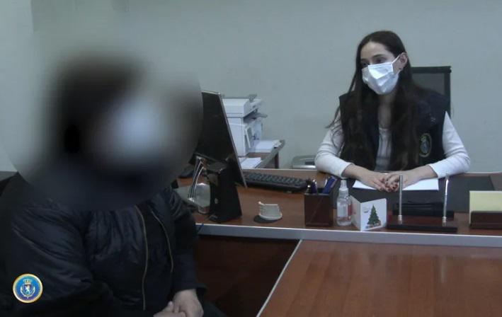 150 ლარის სანაცვლოდ COVID-19 აცრის ყალბი ბარათის დამზადებისთვის თბილისში ექთანი და კიდევ ერთი პირი დააკავეს: საქმის დეტალები