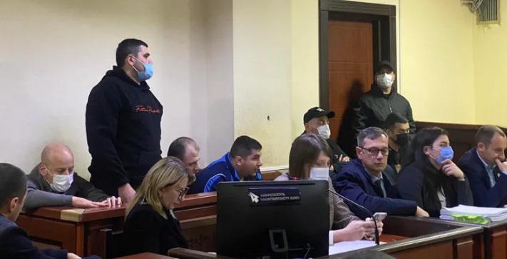 "მე მკვლელი არ ვარ, დავიცავი ჩემი და გვერდით მყოფი პირების სიცოცხლე" - რა თქვა "ლაგუნა ვერესთან" კონსტანტინე ქობულიას მკვლელობაში ბრალდებულმა სასამართლო სხდომაზე?