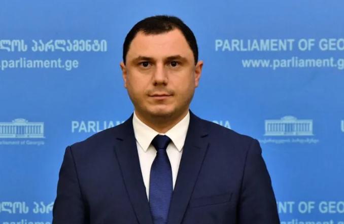 "თუ ვინმემ იცოდა, რომ უკრაინაში ომი შეიძლება დაწყებულიყო, ალბათ, ყველაფერი უნდა გაეკეთებინა, რათა თავი აერიდებინათ" - ამილახვარი არესტოვიჩის განცხადებაზე