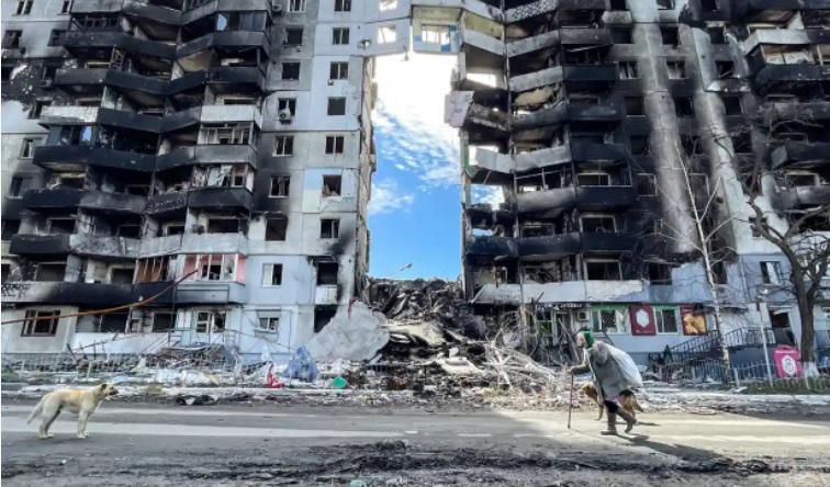 რუსი ოკუპანტების ულტიმატუმი, უკრაინელების უდრეკი ბრძოლა და მშვიდობიანი მოქალაქეები “აზოვსტალის” ქარხნის ტერიტორიაზე - რა ვითარებაა ალყაში მოქცეულ მარიუპოლში?