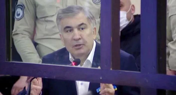 "ახლა ოლიგარქიამ შექმნა ზუსტად ის სიტუაცია, რაც იანუკოვიჩმა 2013 წელს. ორივე ხელისუფლების უკან მოჩანს პუტინის ყურები" - რას წერს სააკაშვილი