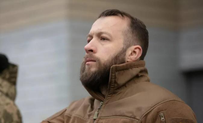 "რუსული ძალები ცინიკურად ესროდნენ თავშესაფრებს, სადაც მშვიდობიანი მოსახლეობა იყო" - "აზოვის" პოლკის ყოფილი მეთაური